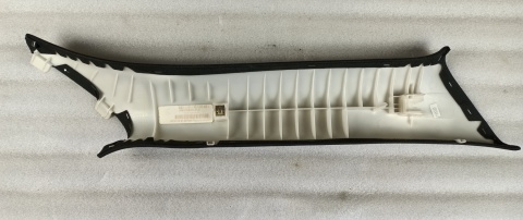 Osłona słupka lewa Dodge Challenger 2015+ S1ZA05DX9AC