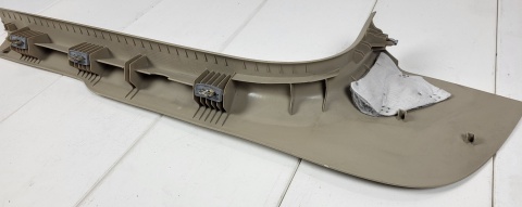 Osłona-listwa progu przednia R Chrysler 300 2012-2023 100017166