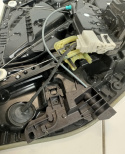 Panel drzwi przednich prawych + głośnik + mocowanie klamki + silniczek szyby + instalacja Mercedes W177 2019 C59365-106