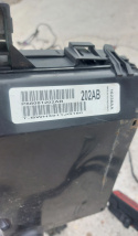 Skrzynka bezpieczników + okablowanie Chrysler 300 2012 68081202AB