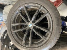 BMW G30 G 31 Koła Felgi komplet 245/45R18 100V 8Jx18 H2 IS30 8093915BLA