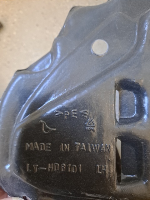 Nadkole przednie lewe Honda Civic 2006-2011 HO1250107