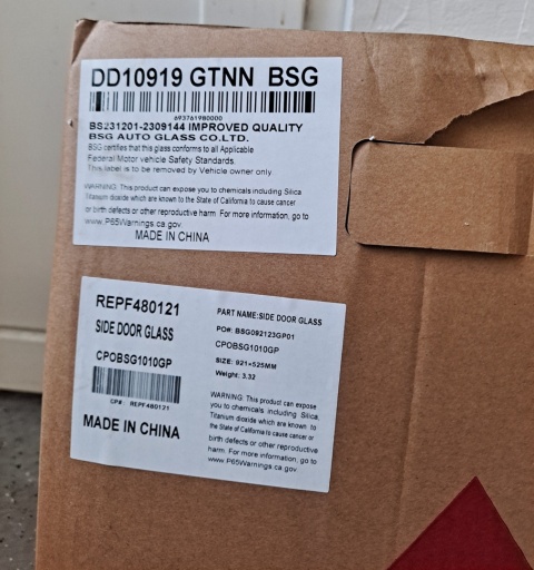 Szyba boczna przednia prawa Ford Fusion 2006-2012 DD10919 REPF480121