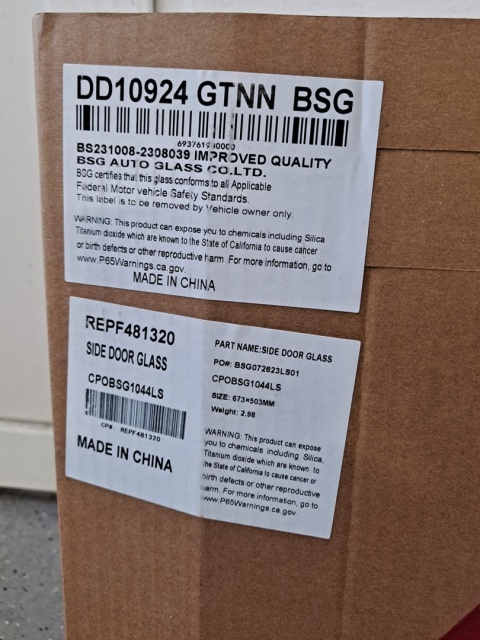 Szyba boczna tylna lewa Ford Fusion 2006-2012 DD10924 REPF481320