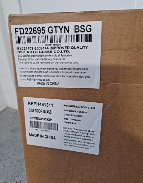 Szyba boczna tylna prawa Honda Civic 2006-2011 FD22695 REPH481311