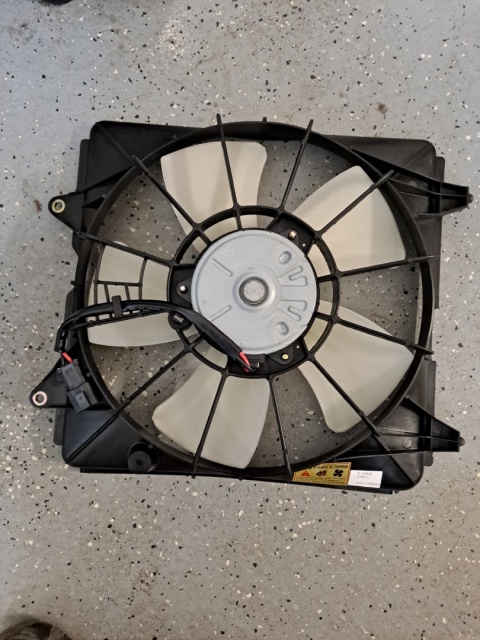 Wentylator chłodnicy Honda Civic 2006-2011 ARBH160904