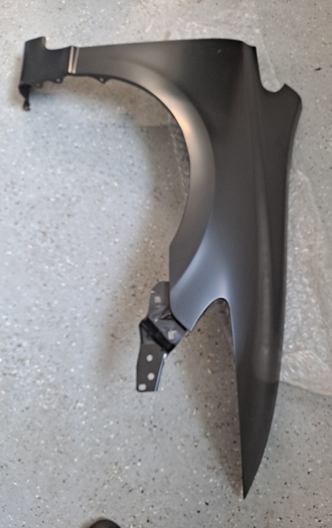 Błotnik przedni prawy Honda Civic 2005-2012 H220151Q H01241168C DJ-CV06402-RH