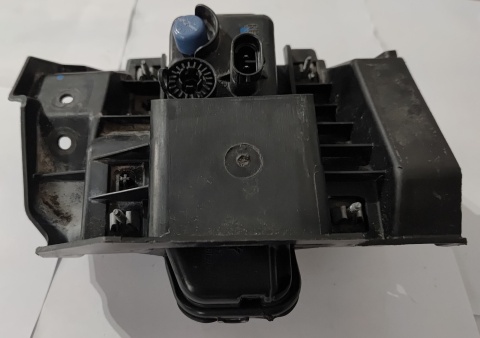 Lampa przeciwmgielna halogen przedni prawy mocowanie Dodge RAM Chrysler Pacifica Voyager 2021-2025 68477196AB 68291438AB