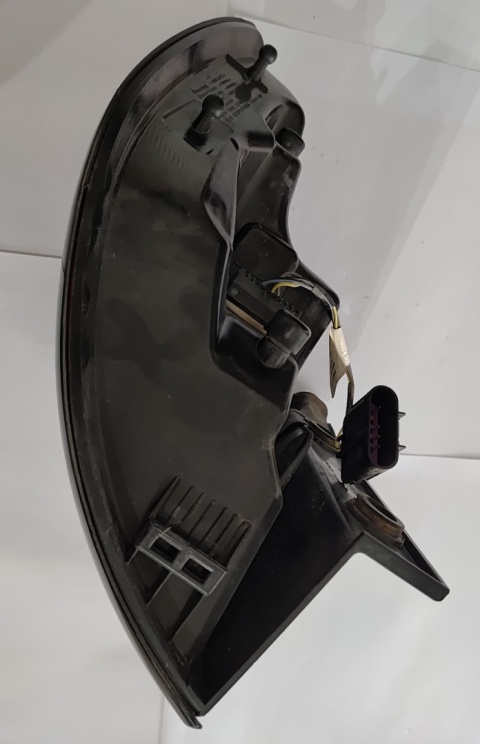 Lampa tylna prawa Dodge Durango 2014-2026 68272126AB