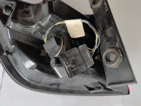 Lampa tylna prawa Dodge Durango 2014-2026 68272126AB