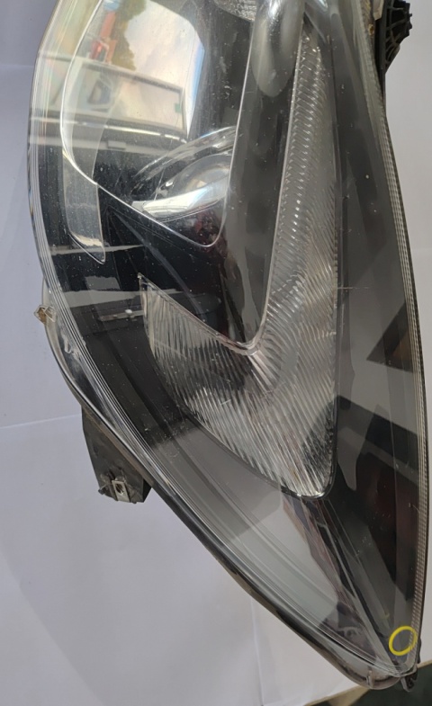 Reflektor przedni lewy soczewka Opel Insignia A Lift 2013-2017 39031201LH