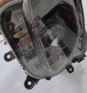 Reflektor przedni lewy uszkodzone mocowanieJeep Cherokee 2014-2018 68102849AG